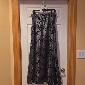 Vintage Ronni Nicole Gray and Black Floral A-Line Skirt